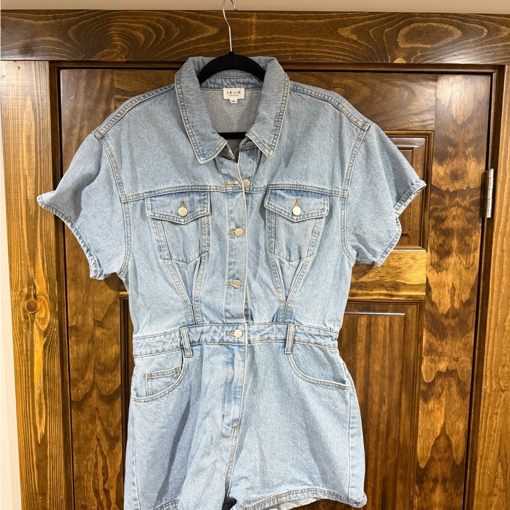 Le Lis Collection Light Blue Denim Romper